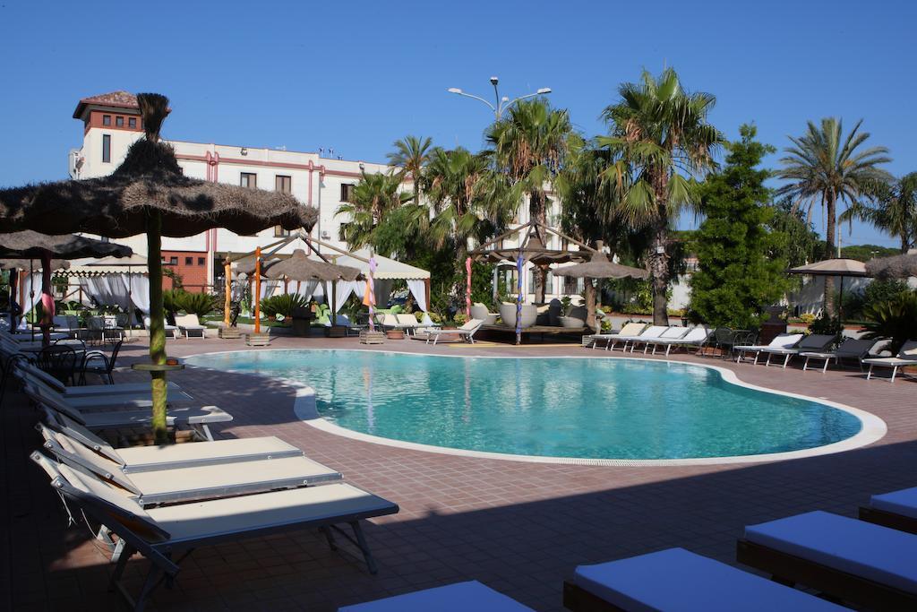 Venus Park Hotel Кастель Вольтурно Экстерьер фото