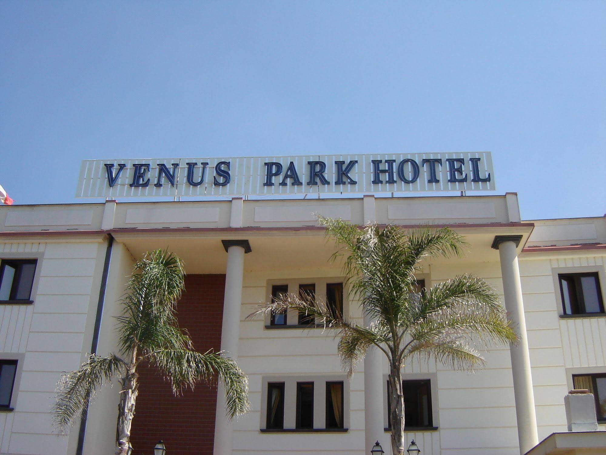 Venus Park Hotel Кастель Вольтурно Экстерьер фото
